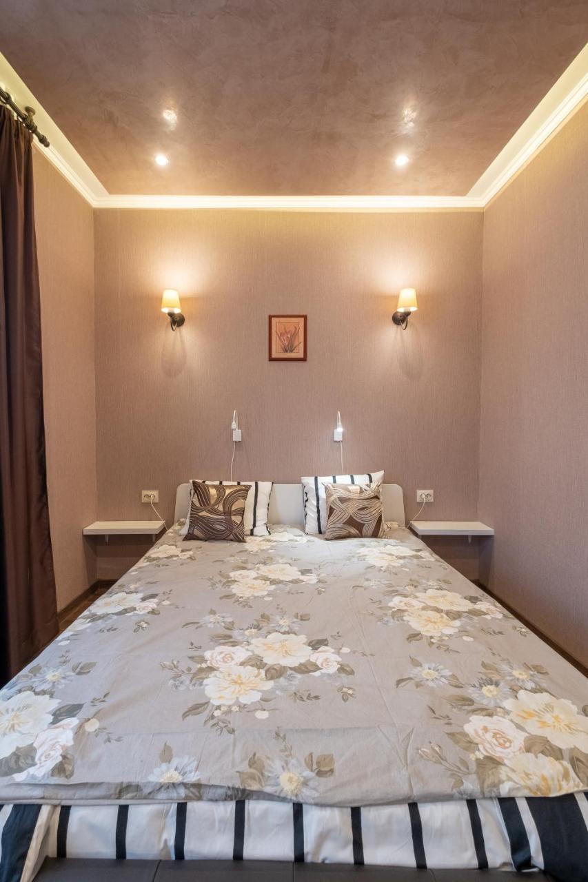 Feel - One Bedroom Next To Russian Square Appartement